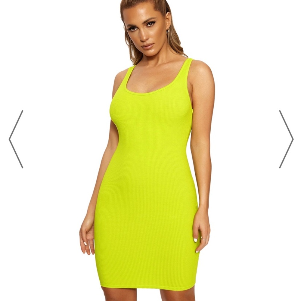 The snatched hourglass mini dress